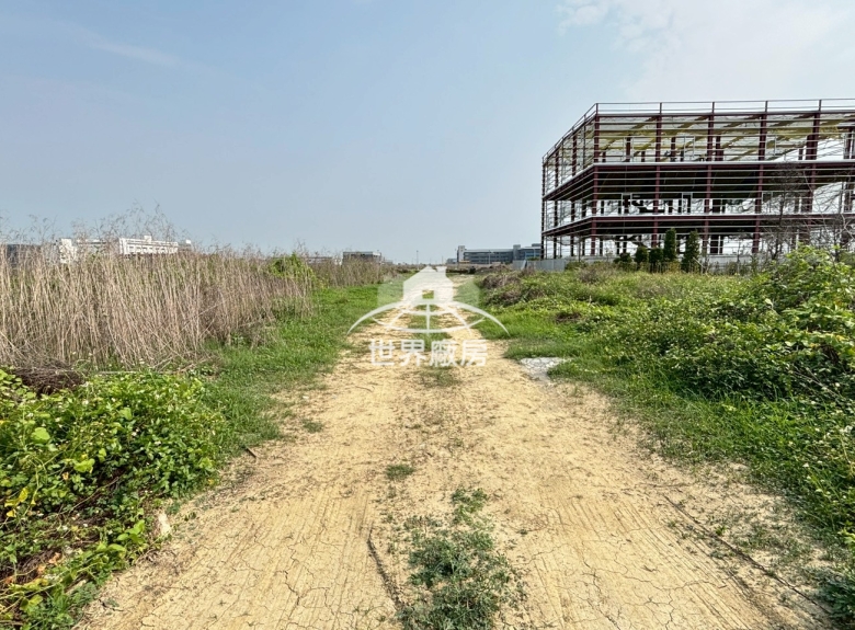 LINE_ALBUM_嘉義縣朴子市馬槽後園區七路（地號：新庄段大館小段1-10號）_260511_7
