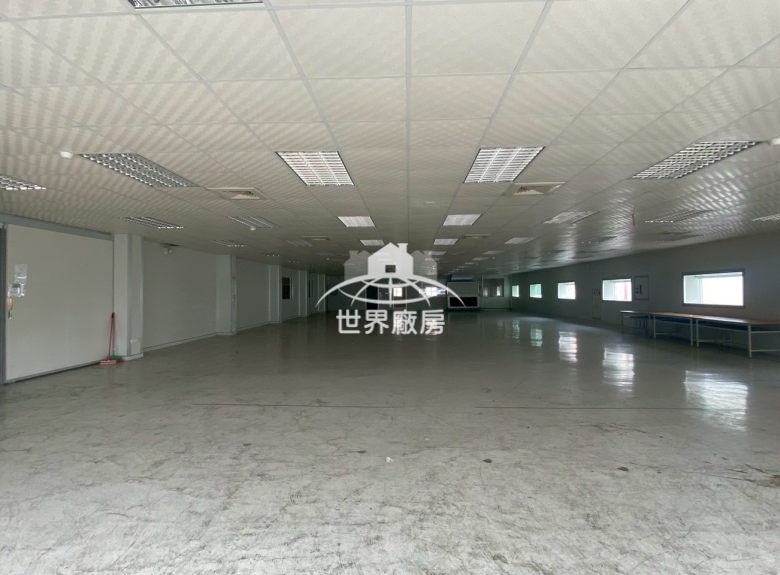 安南區獨棟附天車合法廠房