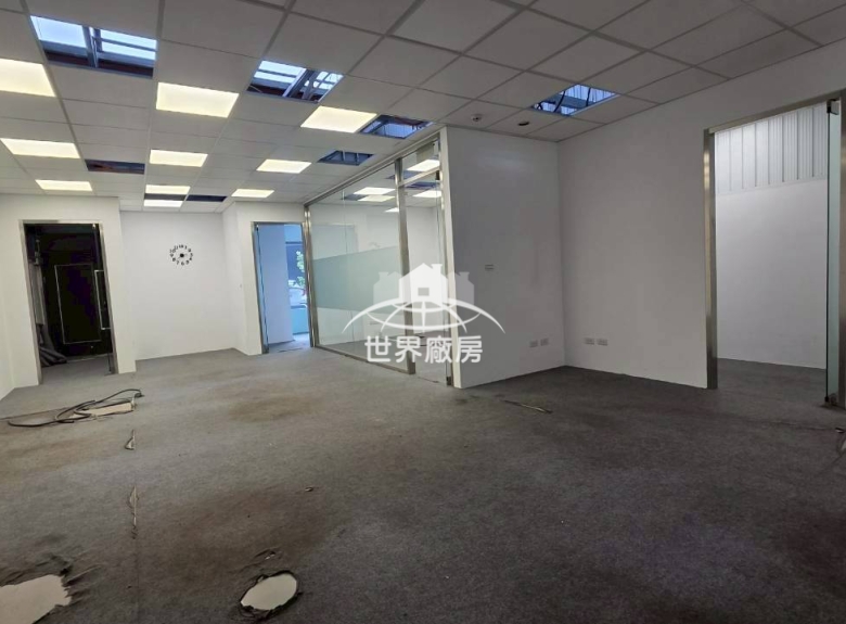 LINE_ALBUM_新市區豐榮188-38、188-39號_260209_15