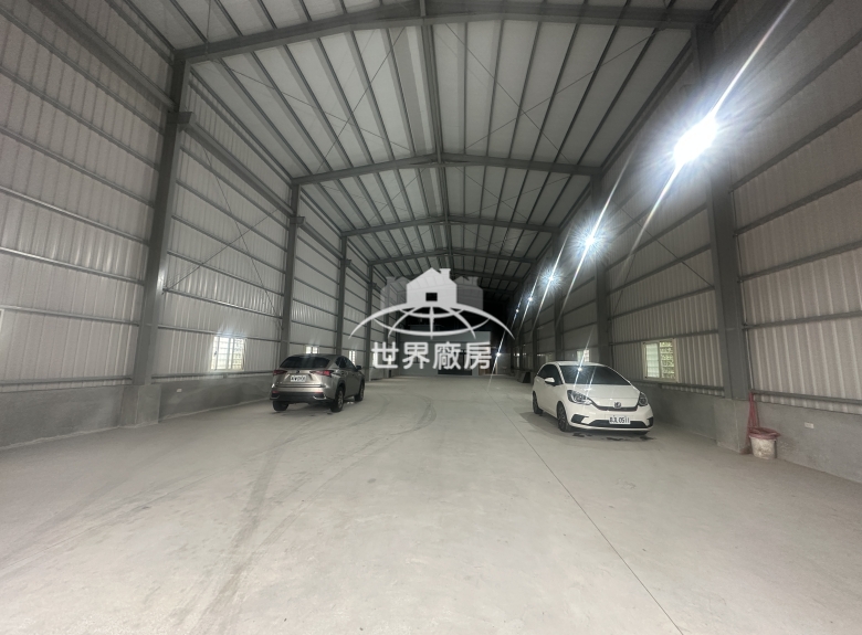 光明路三段大馬路旁全新廠房出租