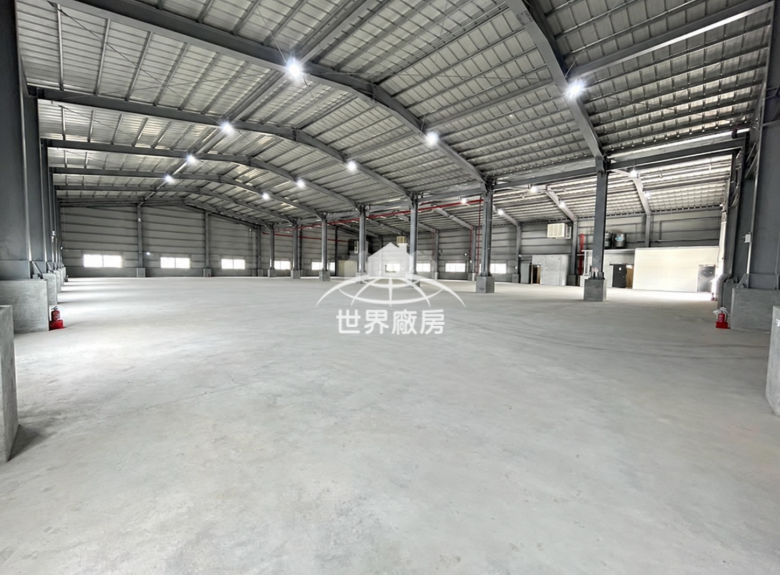 仁武全新合法缷貨碼頭工業廠房 全新出租