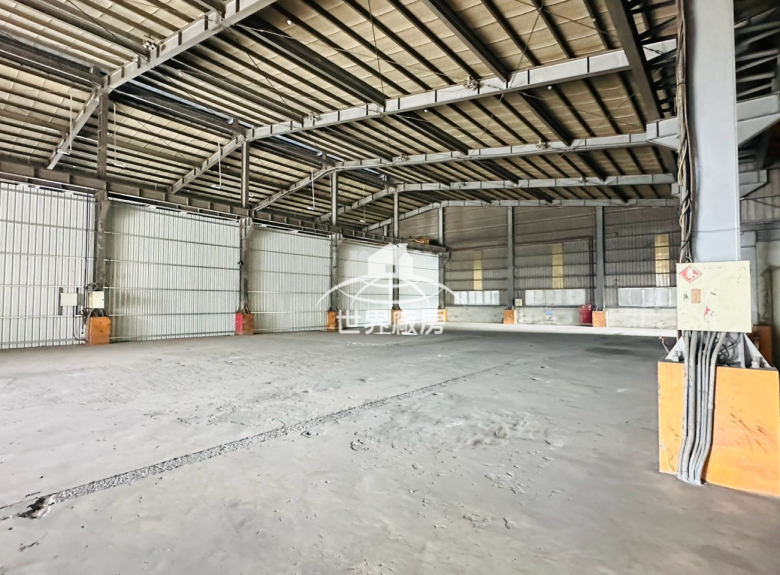 橋頭區455坪工業廠房出租，3天車大腹地